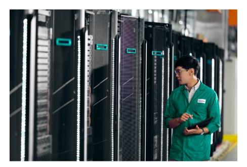 Hewlett Packard Enterprise HPE ProLiant DL360 Gen11 NS204i-u Front